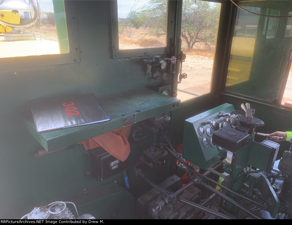 Hawaiian Railway 302’s cab